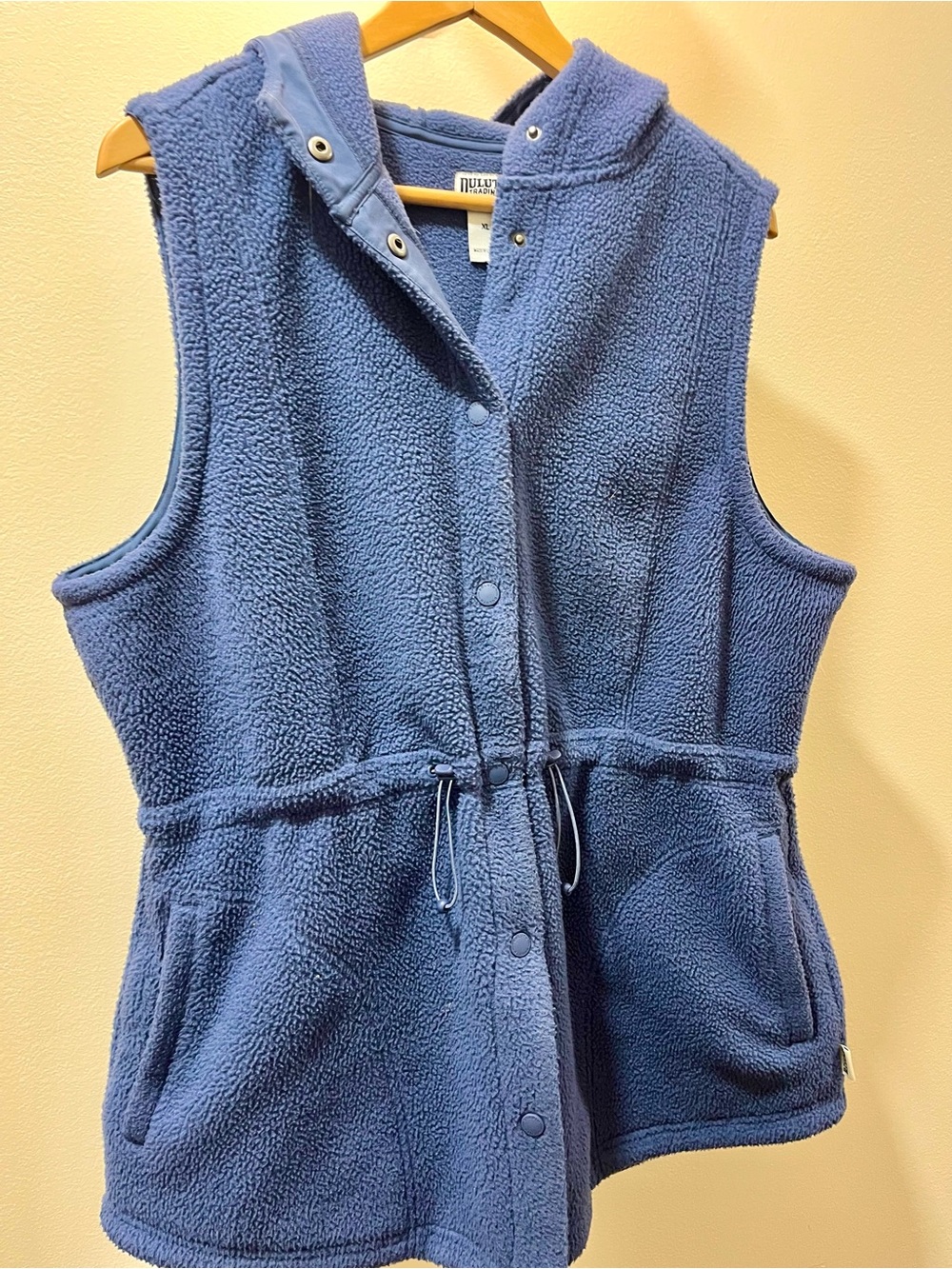 Duluth Trading Co Plush Hooded Fleece Vest in Periwinkle Blue